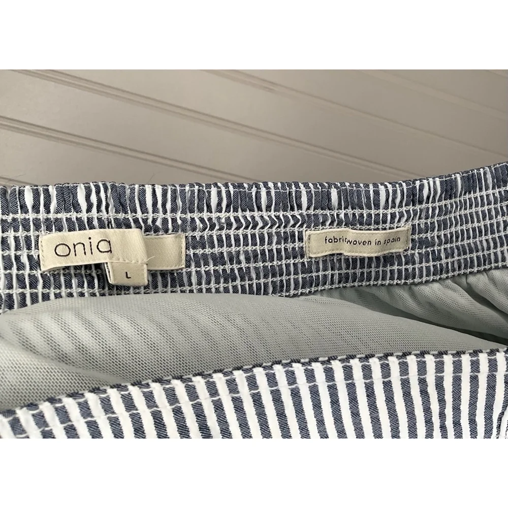 Men's Onia Striped kal Shorts Size L Blue/grey White stripes 8”